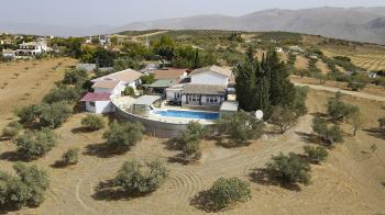 Fuente Camacho, Stunning detached 4 bed country property with an independent guest house, large swimming pool, 2 garages and amazing views