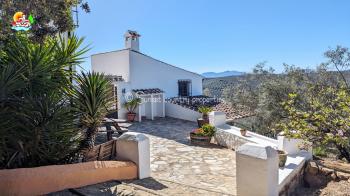 Iznajar, beautiful 4 bedroom, 3 bathroom detached country property with swimming pool,  separate guest annex and stunning views.