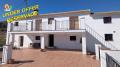 7595, Loja, lovely detached country property with large swimming pool and stunning panoramic views of the surrounding countryside
