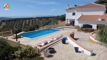 Ventorros de San Jose, wonderful 4 bed, 2 bath, detached country home with a large swimming pool and garage set in a picturesque location